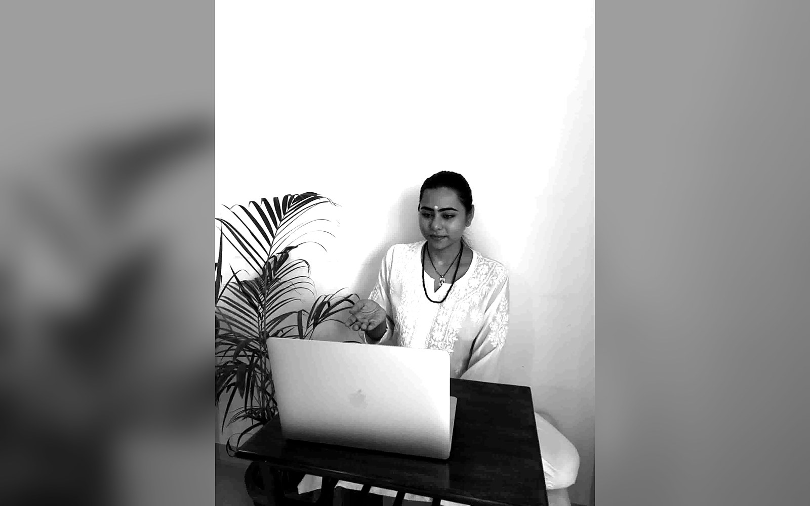Astha guiding an online class